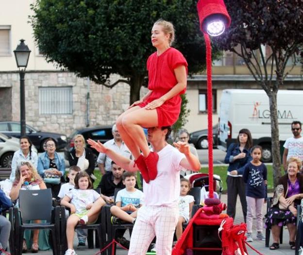 Teatro al aire libre en Ventanielles