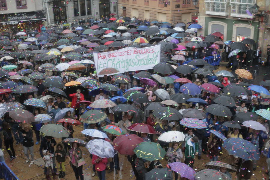 El periodista británico dedica su intervención a Oviedo, la gente y el fútbol del Tartiere