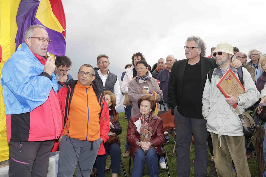 Homenaje republicano en El Mazucu, en Llanes