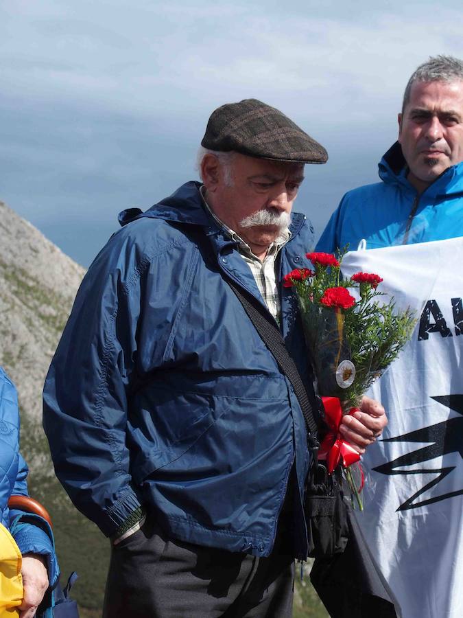 Homenaje republicano en El Mazucu, en Llanes