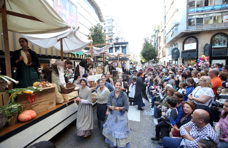 ¿Estuviste en el Desfile del Día de América en Asturias? ¡Búscate!