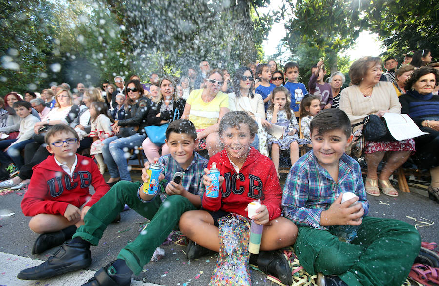 ¿Estuviste en el Desfile del Día de América en Asturias? ¡Búscate!