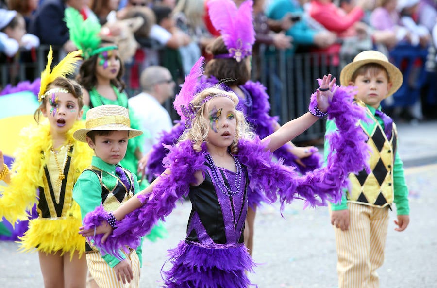 ¿Estuviste en el Desfile del Día de América en Asturias? ¡Búscate!