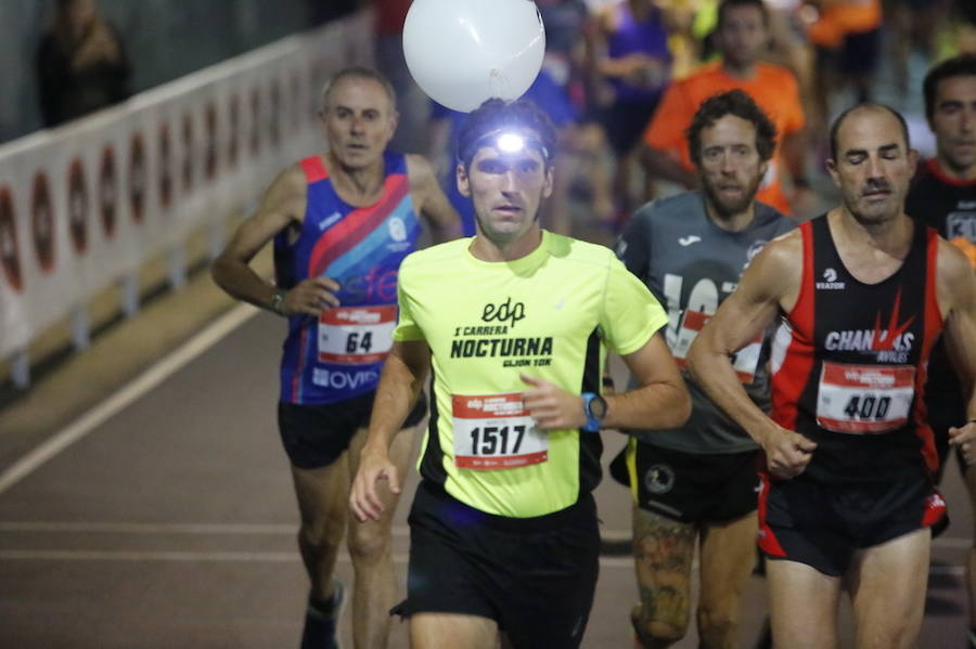 ¿Estuviste en la EdP Carrera Nocturna 10K de Gijón? ¡Búscate! (3)