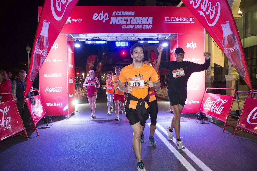 ¿Estuviste en la EdP Carrera Nocturna 10K de Gijón? ¡Búscate! (9)