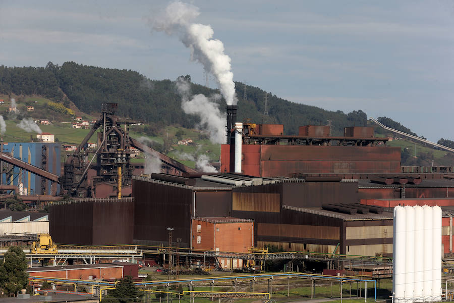 Instalaciones de Arcelor en Gijón.