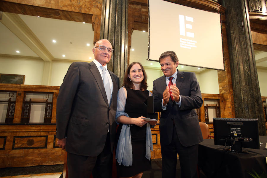 Mar Reguant recibe el Premio Fundación Banco Sabadell a la Investigación Económica 