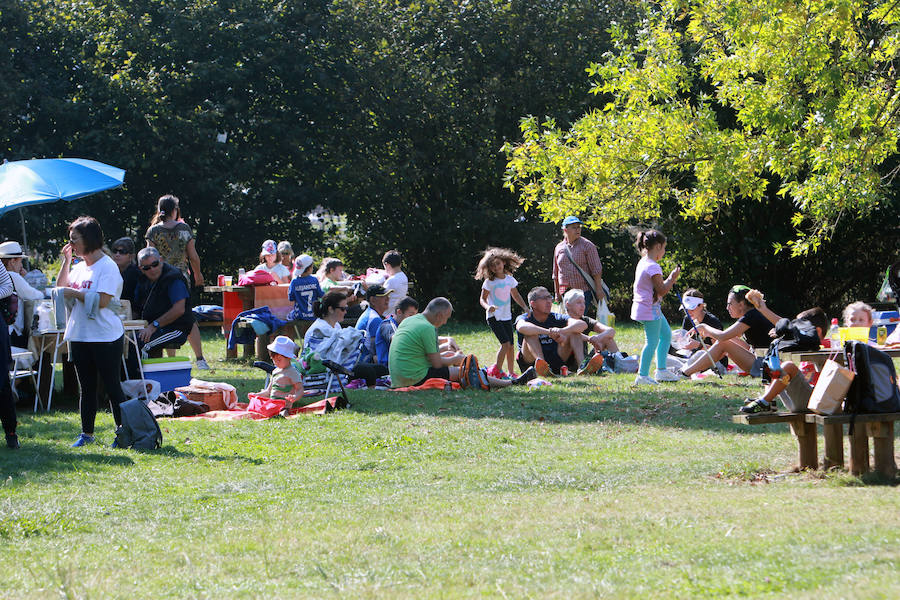 Sol y lleno total en Asturias en el puente del Pilar