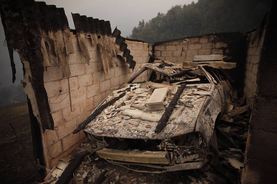 La desoladora imagen que deja el fuego en Asturias