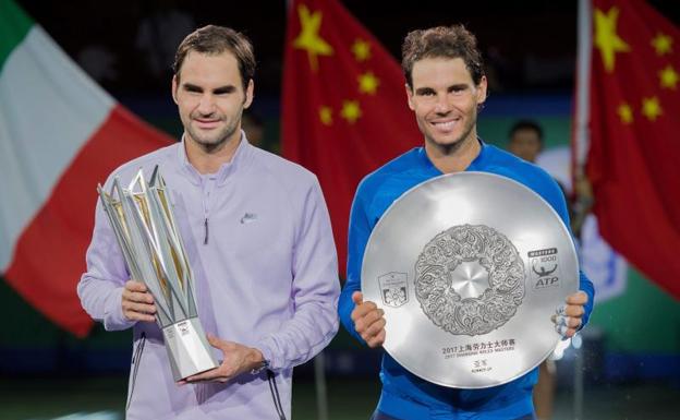 Roger Federer y Rafa Nadal, campeón y subcampeón en Shanghái. 