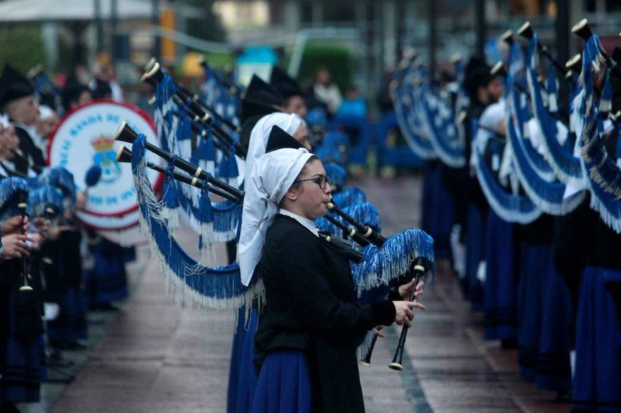 El mundo de la política y la cultura en Asturias asiste al concierto previo a los Premios Princesa