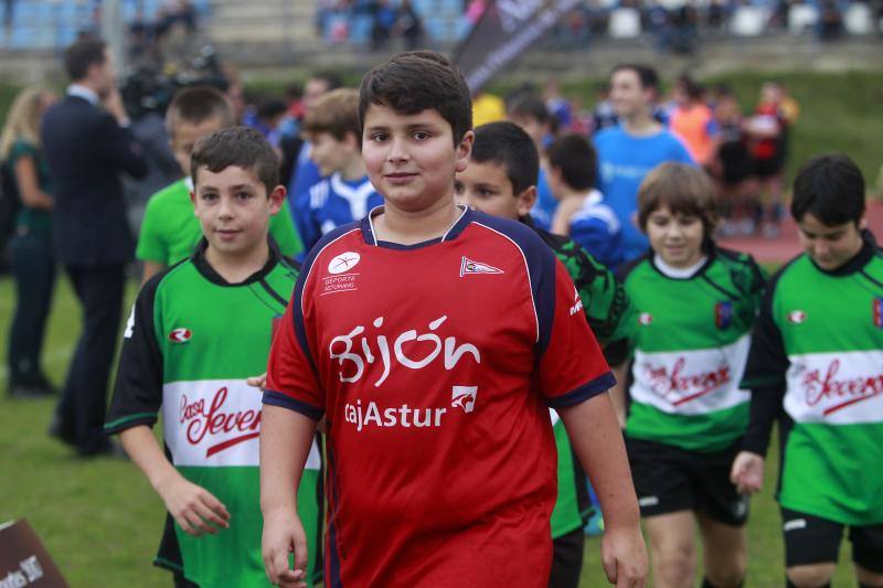 Los jugadores de rugby asturianos, a las órdenes de los All Blacks