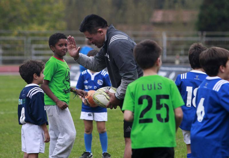 Los jugadores de rugby asturianos, a las órdenes de los All Blacks