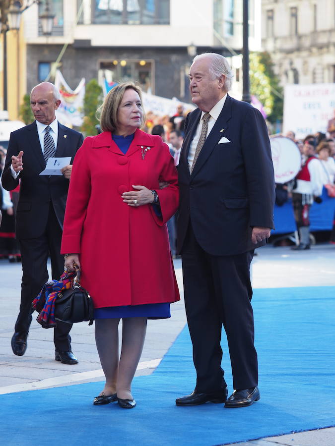 Alfombra azul de los Premios Princesa (2)