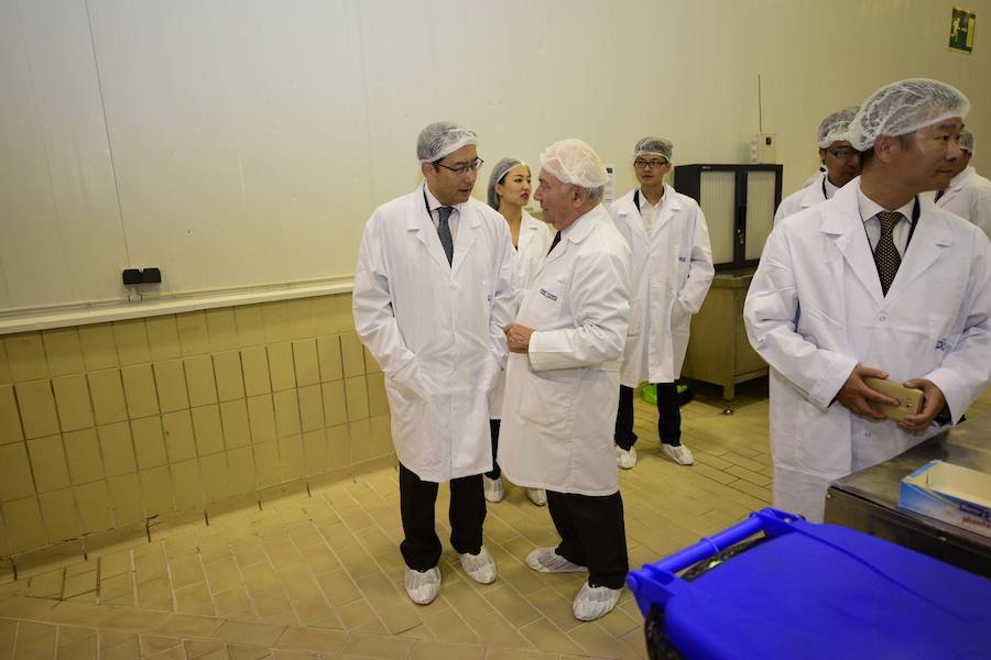 Industrias Lácteas Asturianas ha suscrito un acuerdo con la importadora Europasia y la distribuidora Zhongrui para la venta de leche en polvo para niños en el mercado chino tras la homologación de sus productos por el Gobierno del país asiático. 
