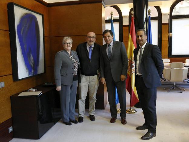 Carmen Arango, Jaime Menéndez, Javier Fernández y Fernando Lastra, ayer en Oviedo. 