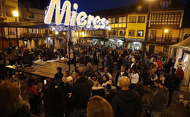 Qué, dónde y cuándo: Mieres celebra el Samain, desde hoy a las 18 horas, en la plaza de Requexu.
