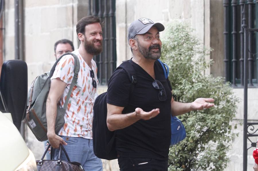 Los participantes en Masterchef Celebrity grabaron el pasado mes de julio en Avilés el programa emitido esta semana. Se alojaron en el NH Palacio de Avilés y se dejaron ver poco por la ciudad, pero les sorprendimos.