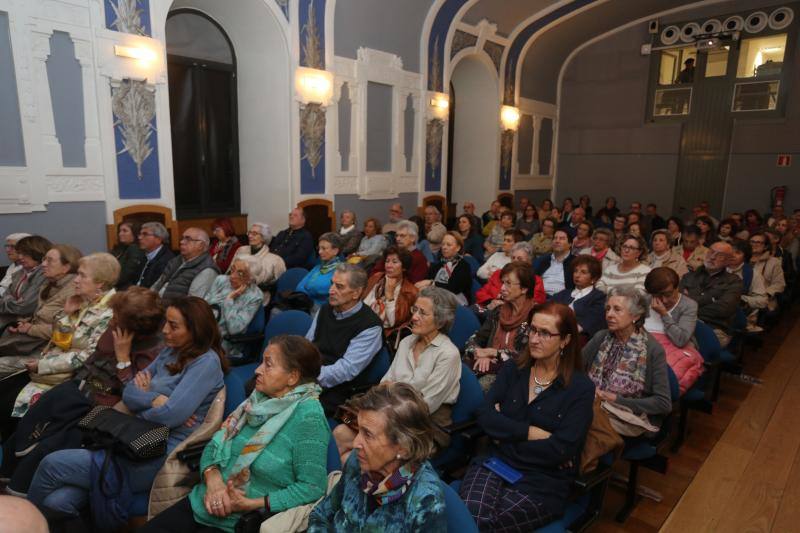 Homenaje a la literatura de María Elvira Muñiz