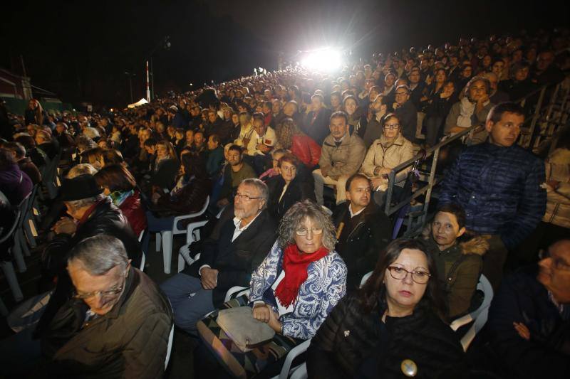 Multitudinario homenaje en el pozo Sotón a los mineros fallecidos