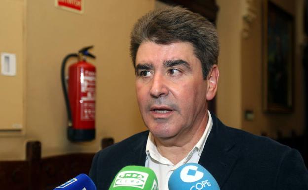 Alfonso Román López declarará el 14 de diciembre como investigado por un delito de falsificación documental