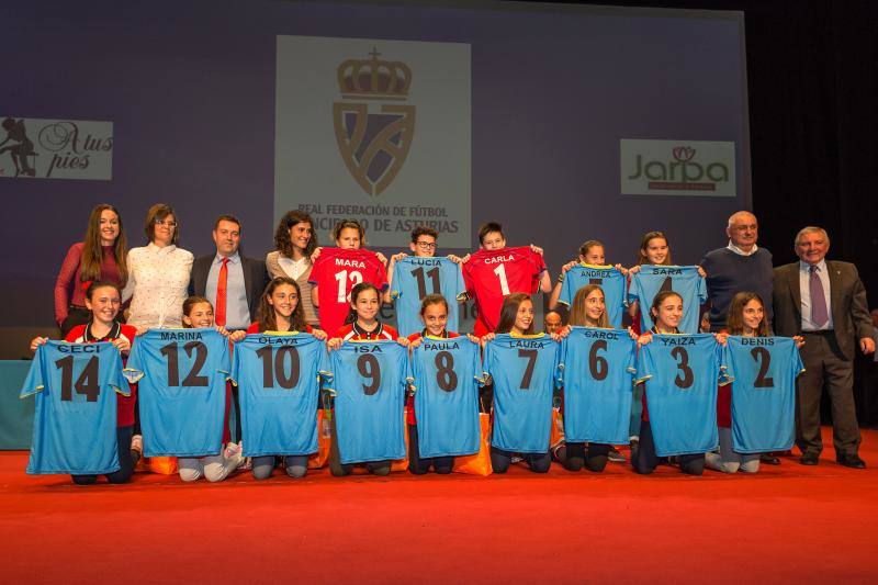 El fútbol asturiano entrega sus galardones en La Laboral