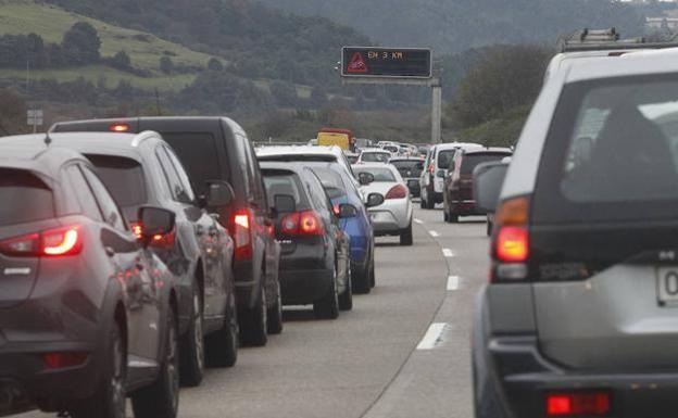 Las cámaras que vigilan el uso del cinturón de seguridad en Asturias comienzan a multar a partir de hoy