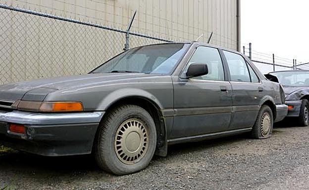 Olvida dónde aparcó su coche y lo encuentra 20 años después