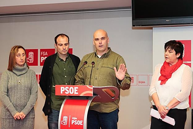 Gladis Vicente, César González, José Ramón García y Marta Menéndez. 