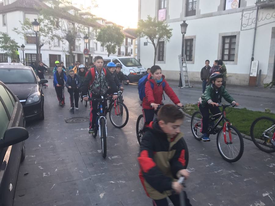 El colegio San Luis de Pravia celebra el día de &#039;Ven al cole en bicicleta&#039;