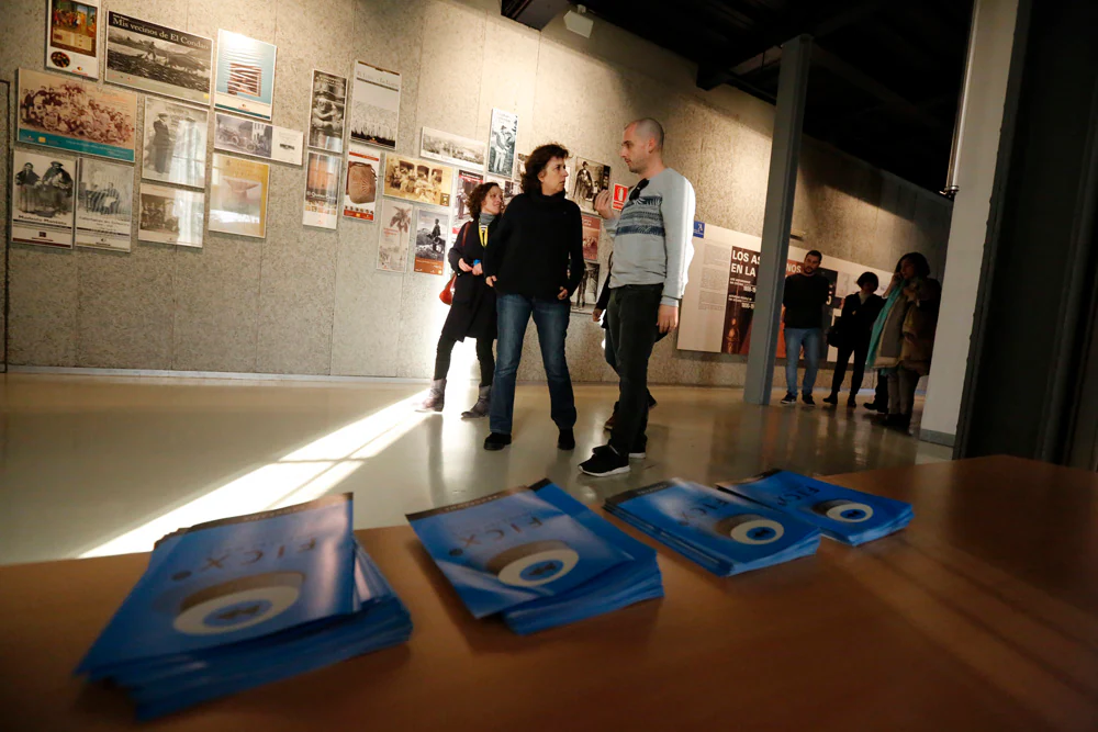 Una veintena de directores asturianos que participan en el certamen se reúnen en el Museo del Pueblo de Asturias