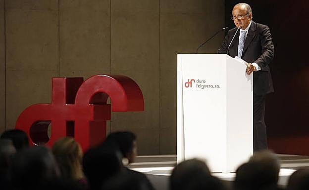 Juan Carlos Torres Inclán, en la junta en la que presentó su dimisión a la presidencia de Duro Felguera.