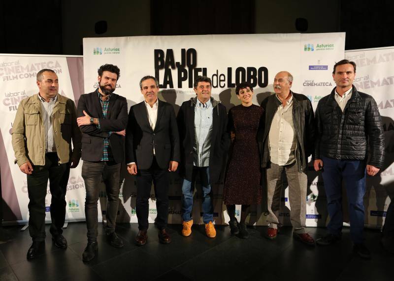 Gijón abarrota La Laboral en el estreno de &#039;Bajo la piel de lobo&#039;