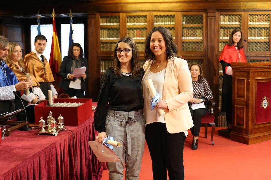 El acto, presidido por el rector, ha contado con la participación de la secretaria de Estado de Investigación, Desarrollo e Innovación, Carmen Vela