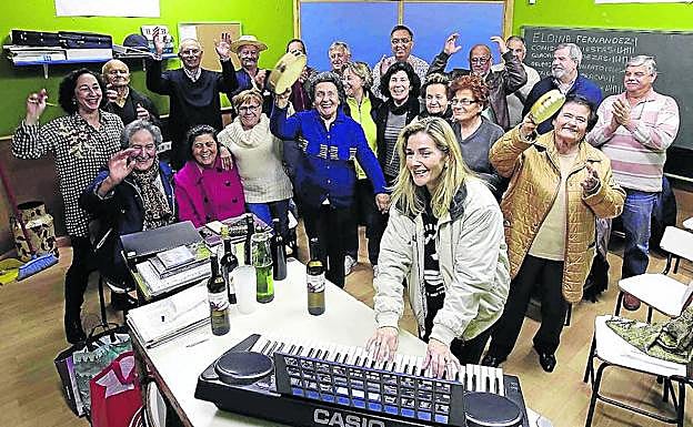 Reconocimiento a 17 años de canto