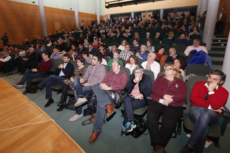 El PSOE de Gijón vota a su nuevo secretario general