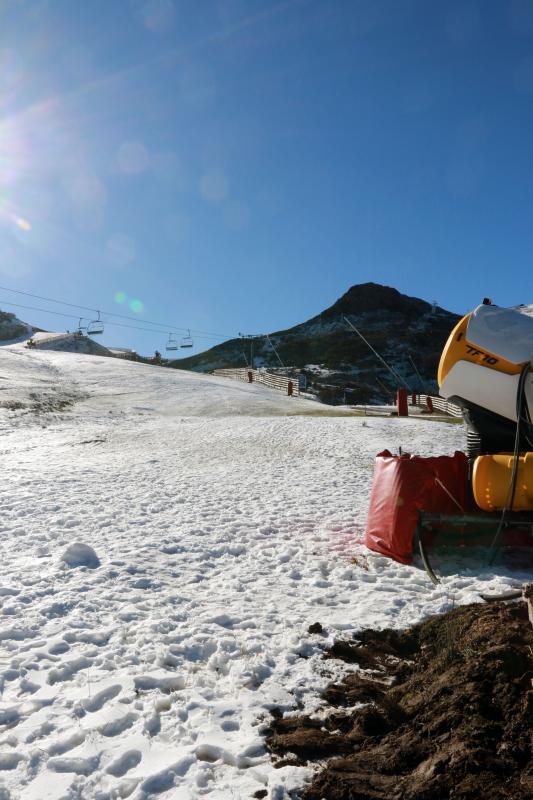 La estación asturiana pondrá en funcionamiento esta temporada cuatro nuevas pistas para todos los niveles