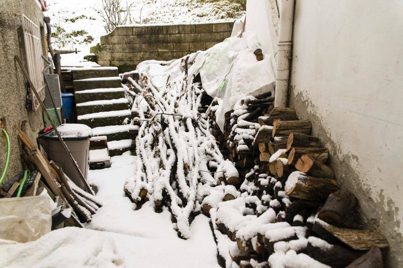 La nieve complica el tráfico en los puertos asturianos