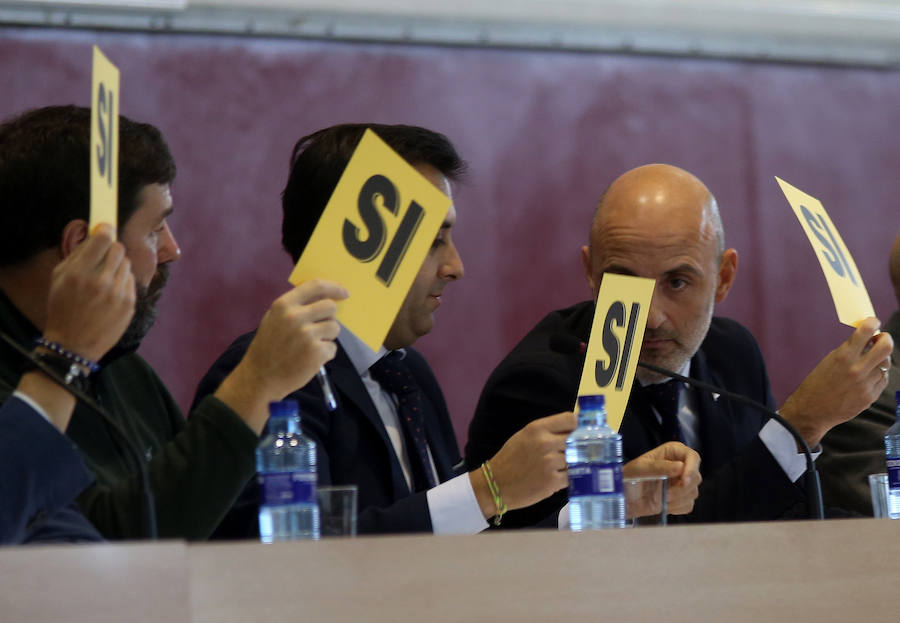 Asamblea en el Grupo por la compra de La Torriente