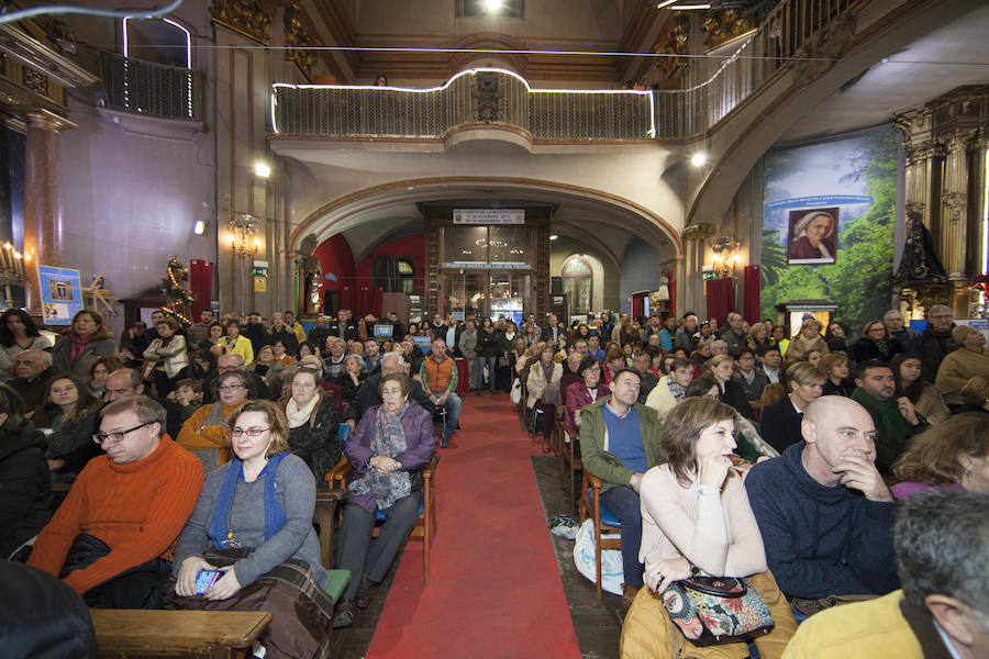 Concierto del coro Mensajeros de la Paz, en la Iglesia de San Antón