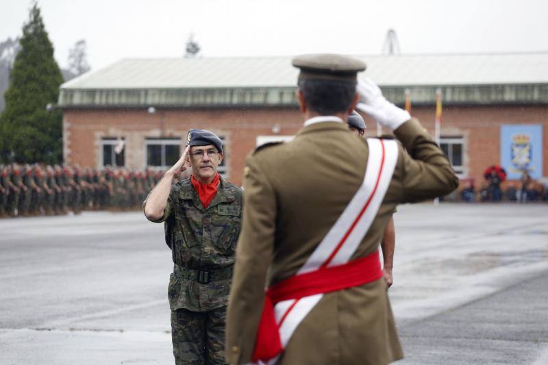 El acuartelamiento de Cabo Noval celebra una parada militar con motivo de la Festividad de la Inmaculada, acto que estará presidido por el general de división Francisco Rosaleny. 