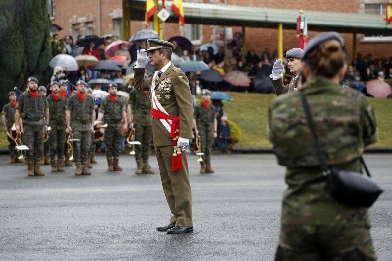 El acuartelamiento de Cabo Noval celebra una parada militar con motivo de la Festividad de la Inmaculada, acto que estará presidido por el general de división Francisco Rosaleny. 