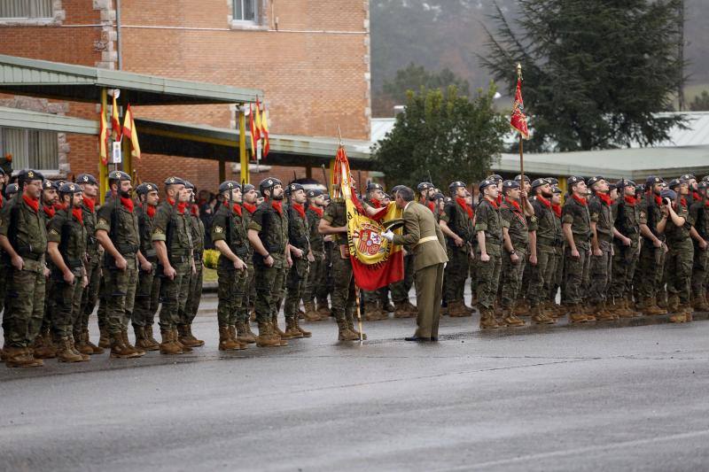 El acuartelamiento de Cabo Noval celebra una parada militar con motivo de la Festividad de la Inmaculada, acto que estará presidido por el general de división Francisco Rosaleny. 