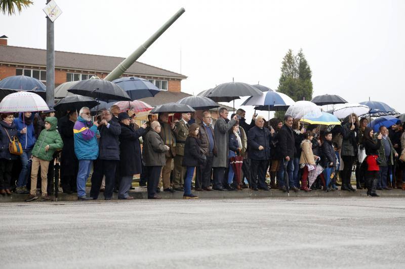 El acuartelamiento de Cabo Noval celebra una parada militar con motivo de la Festividad de la Inmaculada, acto que estará presidido por el general de división Francisco Rosaleny. 