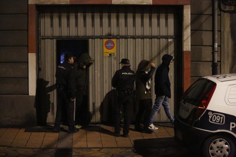 Las imágenes del crimen en La Felguera