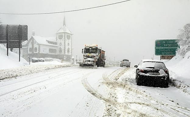 Nieve en el puerto de Pajares