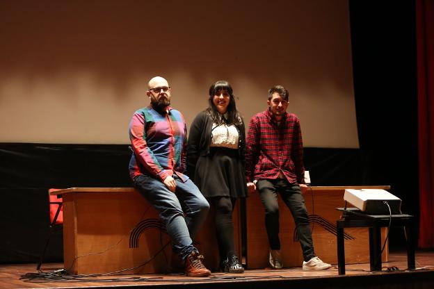 Alejandro Ordiales, Isabel Muñoz y Chuck Pastrana. 
