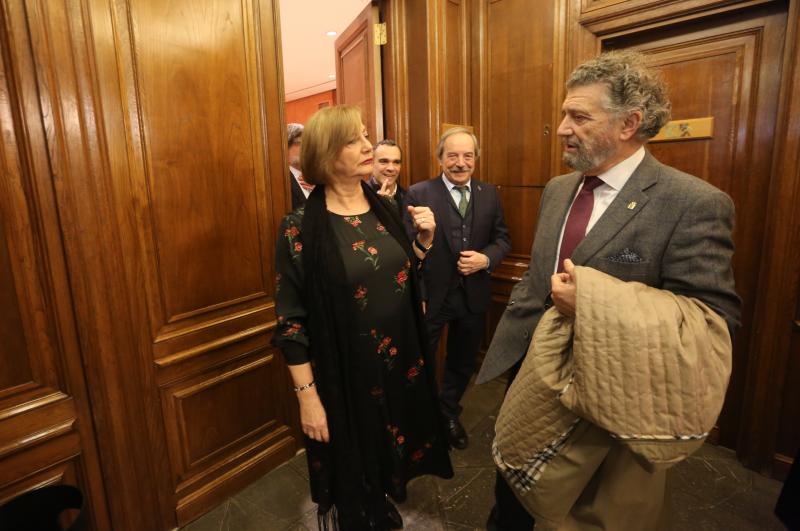 En el acto han participado Mariví Monteserín, Wenceslao López y Carmen Moriyón, así como el presidente de la FACC y los alcaldes de Illas, Corvera y Castrillón