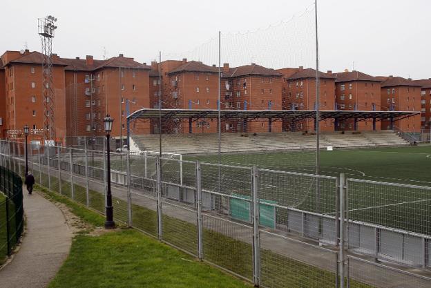 El campo de fútbol Manuel Díaz Vega. 