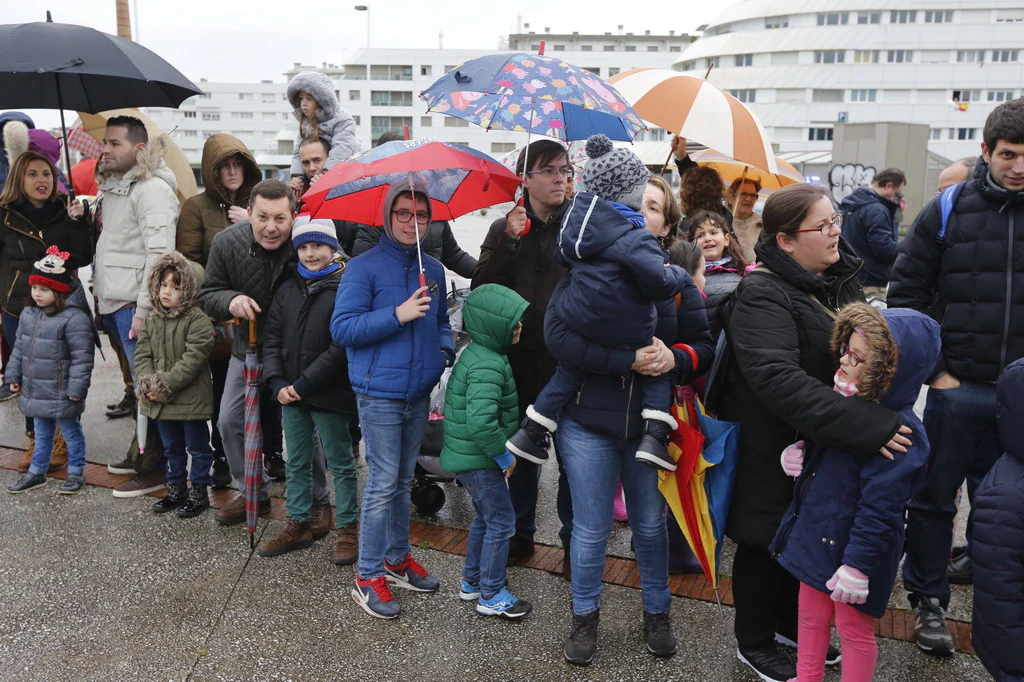 ¿Estuviste en la llegada de los Reyes Magos a Gijón? ¡Búscate en las fotos! (I)